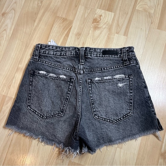 Abercrombie & Fitch Women’s Black Wash Distressed Annie High Rise Short Size0/25 - Picture 5 of 5